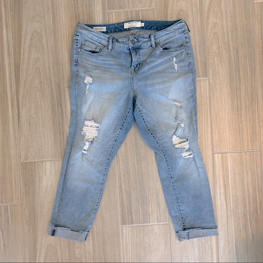 Torrid distressed boyfriend jeans with lace patch detail. Size 16